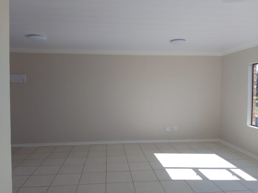 2 Bedroom Property for Sale in Lourierpark Free State